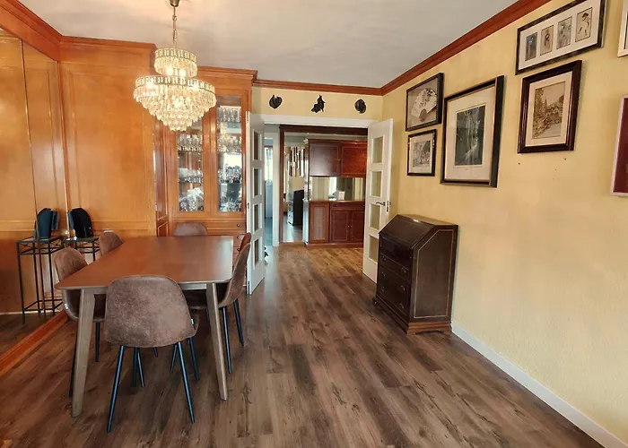 La Elegancia Del Centro By Alogest *