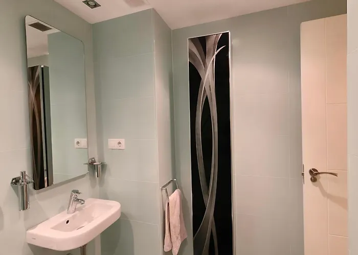 La Elegancia Del Centro By Alogest * Zaragoza